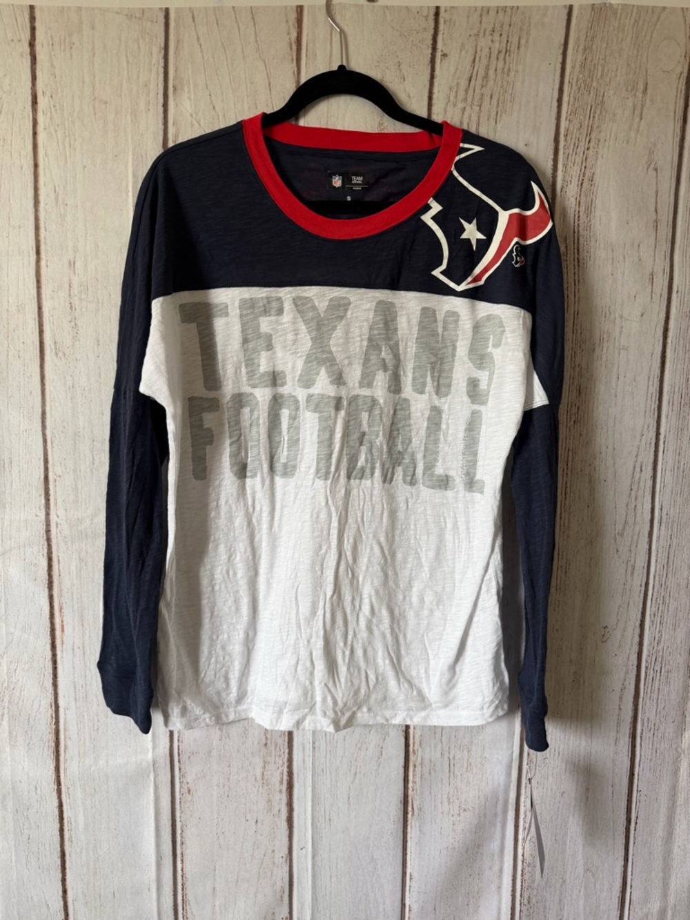 NFL Team Apparel Women's Houston Texans Colorblock
Slub Long Sleeve T-Shirt